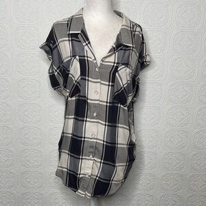JACHS GIRLFRIEND• Plaid Top